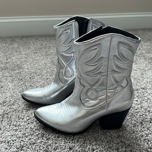 Silver cowgirl boots